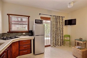 Ten North Tamarindo Beach Hotel