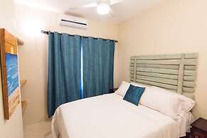 Ten North Tamarindo Beach Hotel