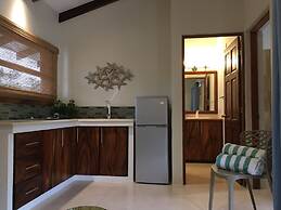 Ten North Tamarindo Beach Hotel