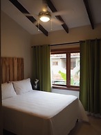 Ten North Tamarindo Beach Hotel