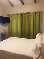 Ten North Tamarindo Beach Hotel