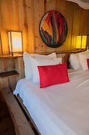 Ventana Hotel