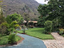 Grand Hotel Panajachel