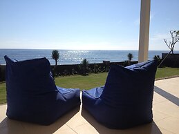 Air Sanih Beach Villa