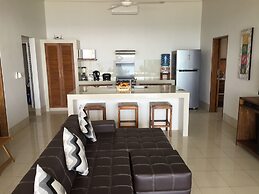 Air Sanih Beach Villa