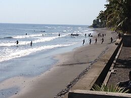 Air Sanih Beach Villa