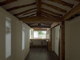 Hanok Residence Hotel Side