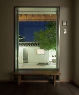 Hanok Residence Hotel Side