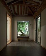 Hanok Residence Hotel Side