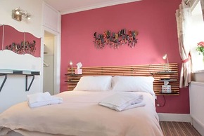 Leonardo's Guest House