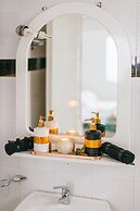 Happy Days Hotel Christina