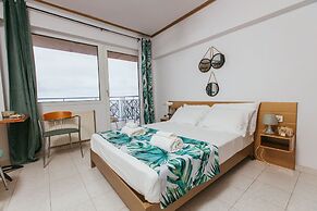 Happy Days Hotel Christina