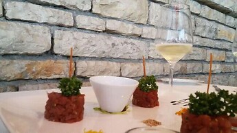 Hotel Mirella & Ristorante Don Bacco