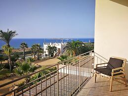 La Blanca Resort & Spa