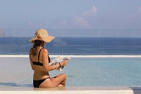 La Blanca Resort & Spa