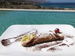 La Blanca Resort & Spa