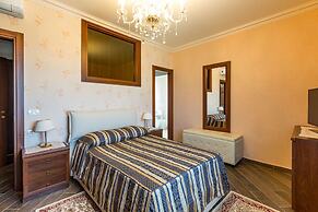 Aparthotel Luxury Ovidiu Mamaia