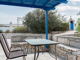 Aeraki Studios & Apartments