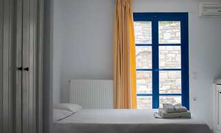 Aeraki Studios & Apartments