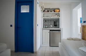 Aeraki Studios & Apartments