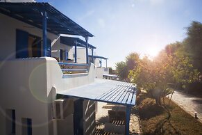 Aeraki Studios & Apartments