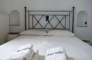 Aeraki Studios & Apartments