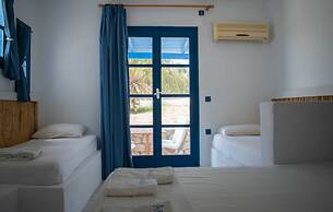 Aeraki Studios & Apartments