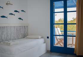 Aeraki Studios & Apartments