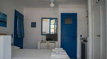 Aeraki Studios & Apartments