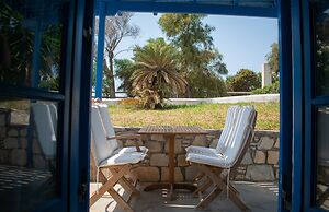 Aeraki Studios & Apartments