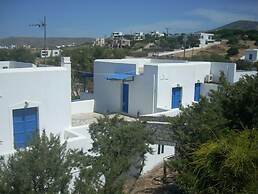 Aeraki Studios & Apartments