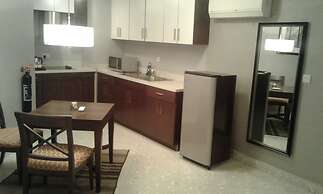 Lakewood Luxury Apartment