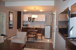 Lakewood Luxury Apartment