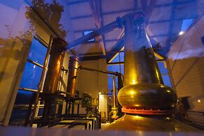 Glenora Inn & Distillery