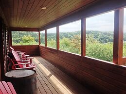 Glenora Inn & Distillery