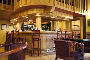 Glenora Inn & Distillery