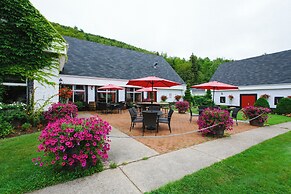 Glenora Inn & Distillery