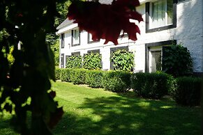 Glenora Inn & Distillery