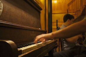 Glenora Inn & Distillery