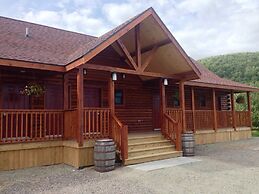 Glenora Inn & Distillery