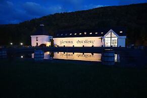 Glenora Inn & Distillery