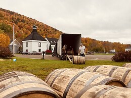 Glenora Inn & Distillery