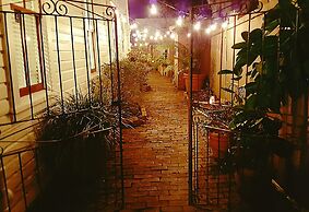 44 Spanish Street Inn - Adults Only