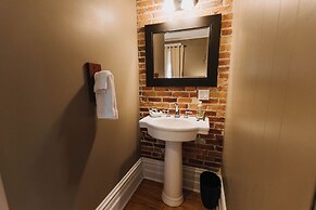 Iron Kettle Bed and Breakfast