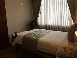 Hostal Mitad del Mundo