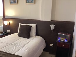 Hostal Mitad del Mundo