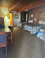 Love Hotels Western Holiday by OYO at Harlan Lake NE