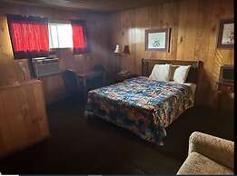 Love Hotels Western Holiday by OYO at Harlan Lake NE