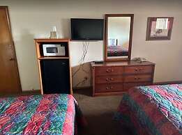 Love Hotels Western Holiday by OYO at Harlan Lake NE