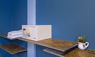 Amity Poshtel - Hostel